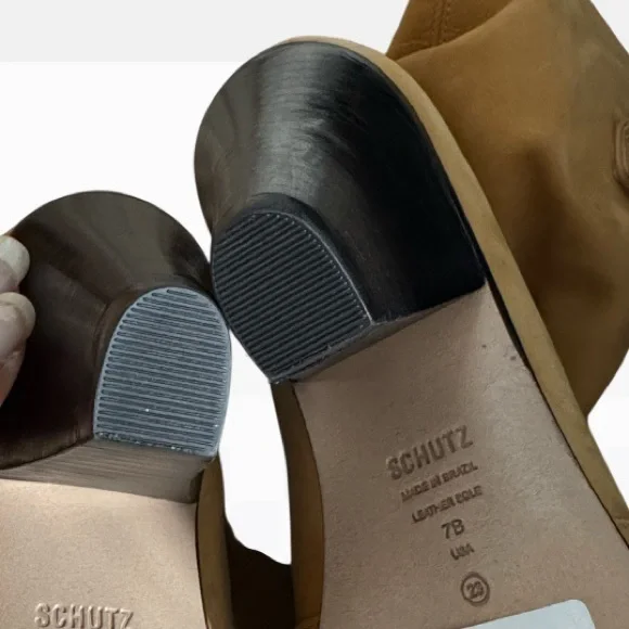 Schultz Mackie Leather Bootie - Picture 8 of 12